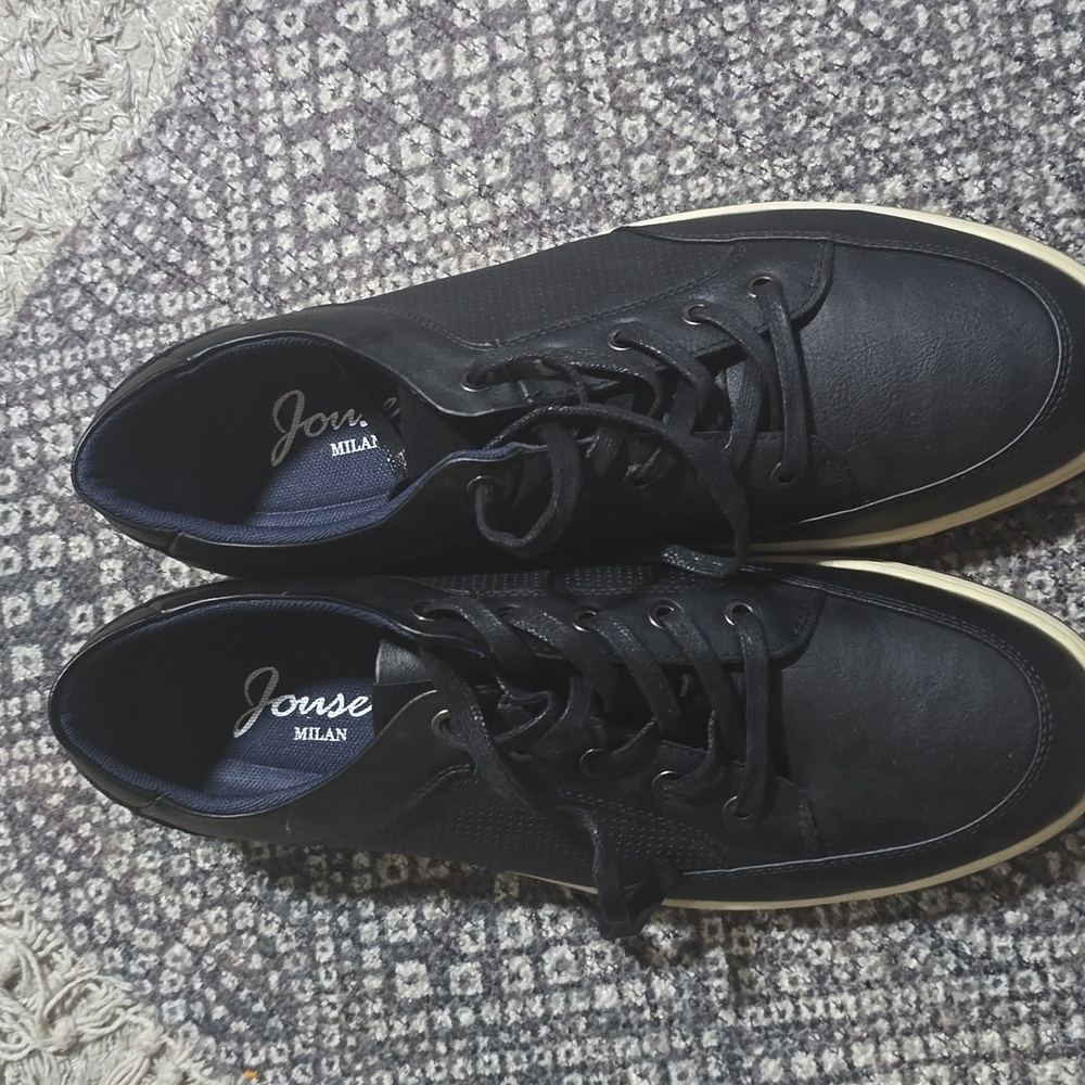 Men's jonsen milan black and white lace shoes size 11